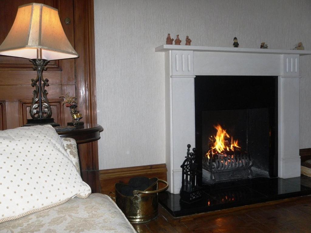 Ardfern Guest House Перт Экстерьер фото